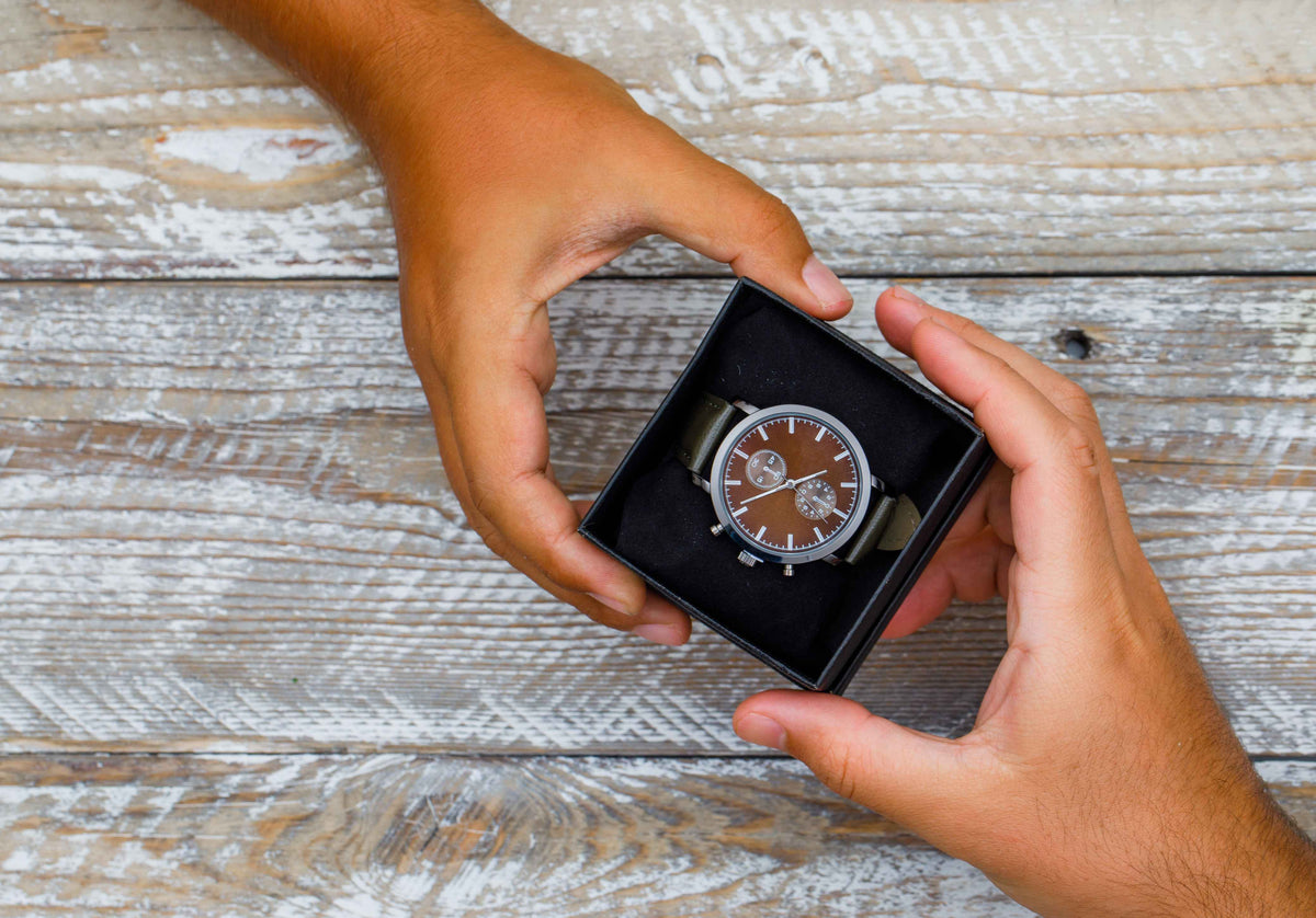 How to Check If a Watch is Real With Serial Number image