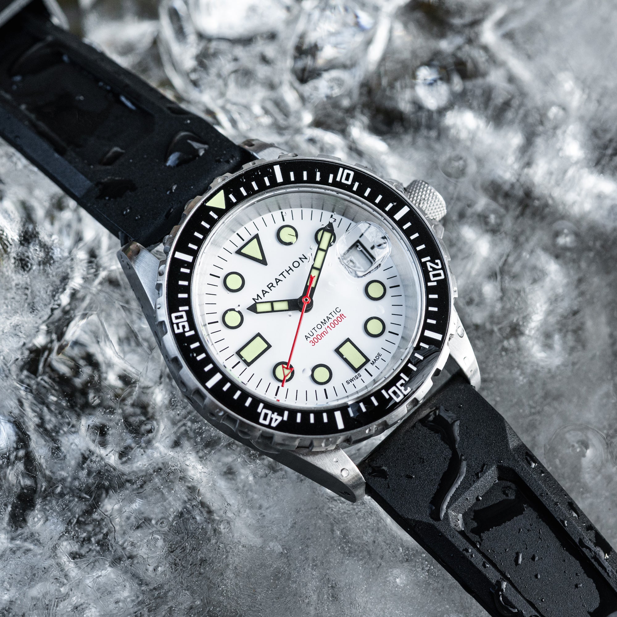 Montre Arctic Original SAR 41 mm avec date sur bracelet en caoutchouc 3 pièces (OSAR-D)