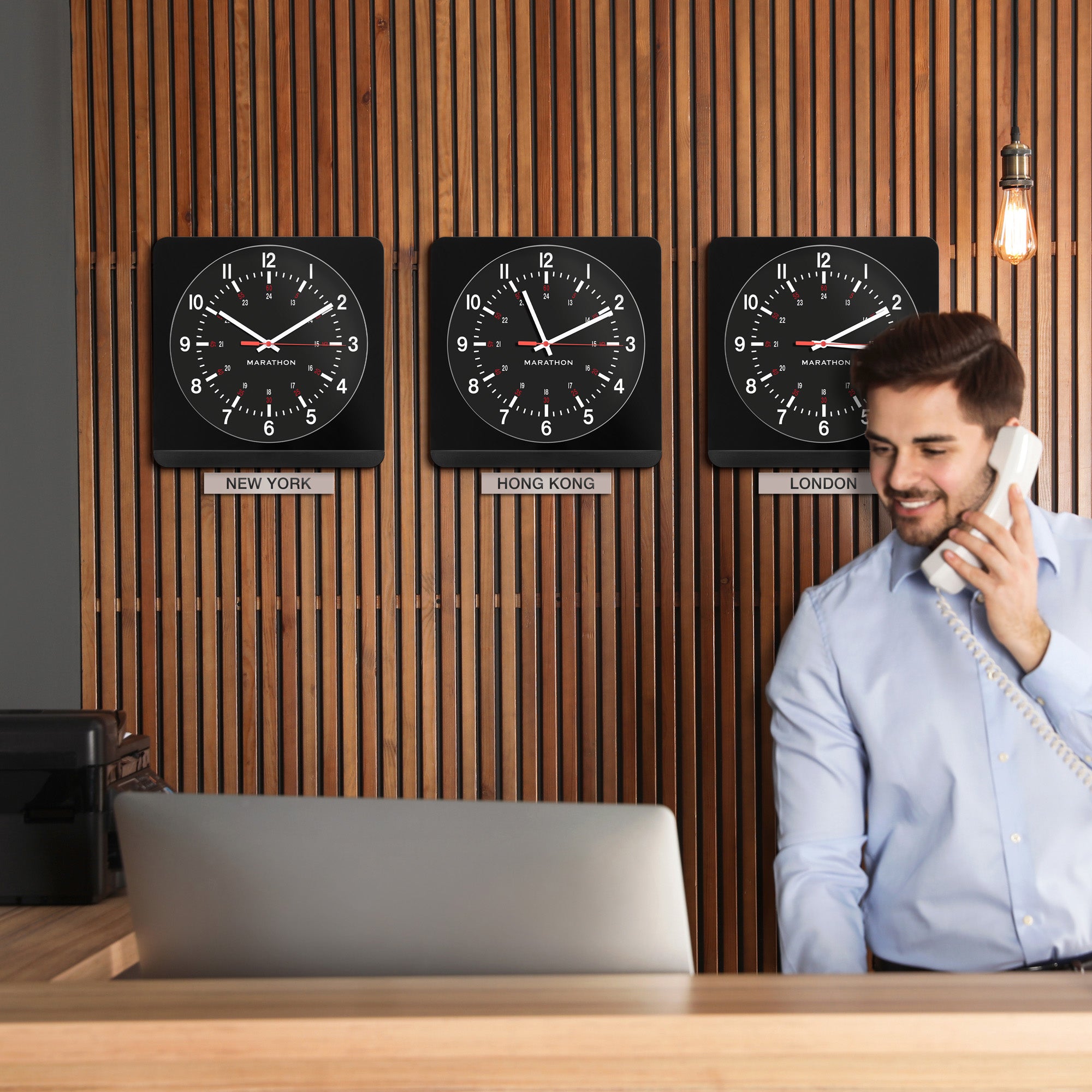 Horloge murale analogique géante de 12 pouces avec rétroéclairage automatique