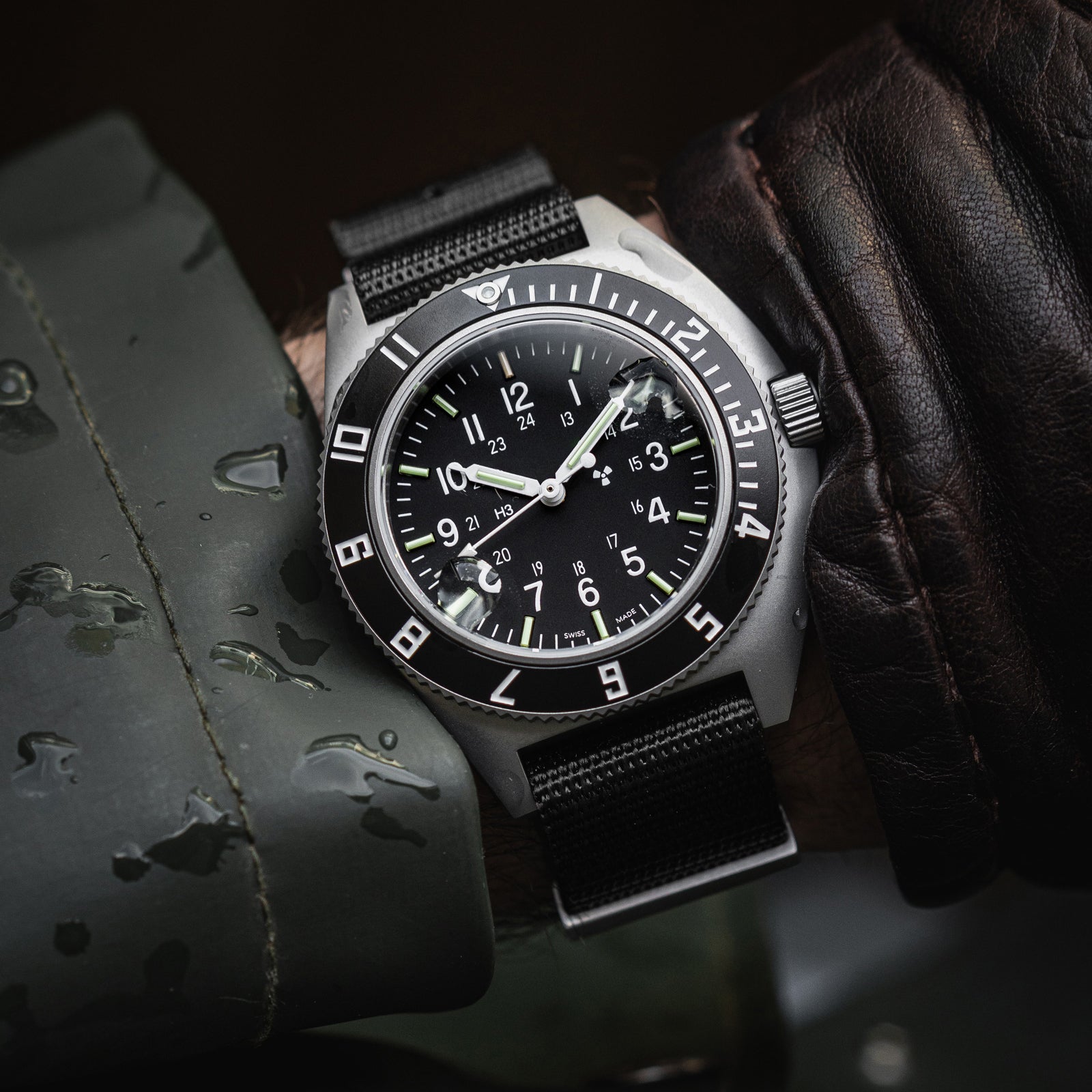 Steel Navigator de 41 mm (SSNAV) sur nylon DEFSTAN