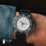 Grande montre automatique de plongée Arctic Edition de 41 mm ( GSAR ) image