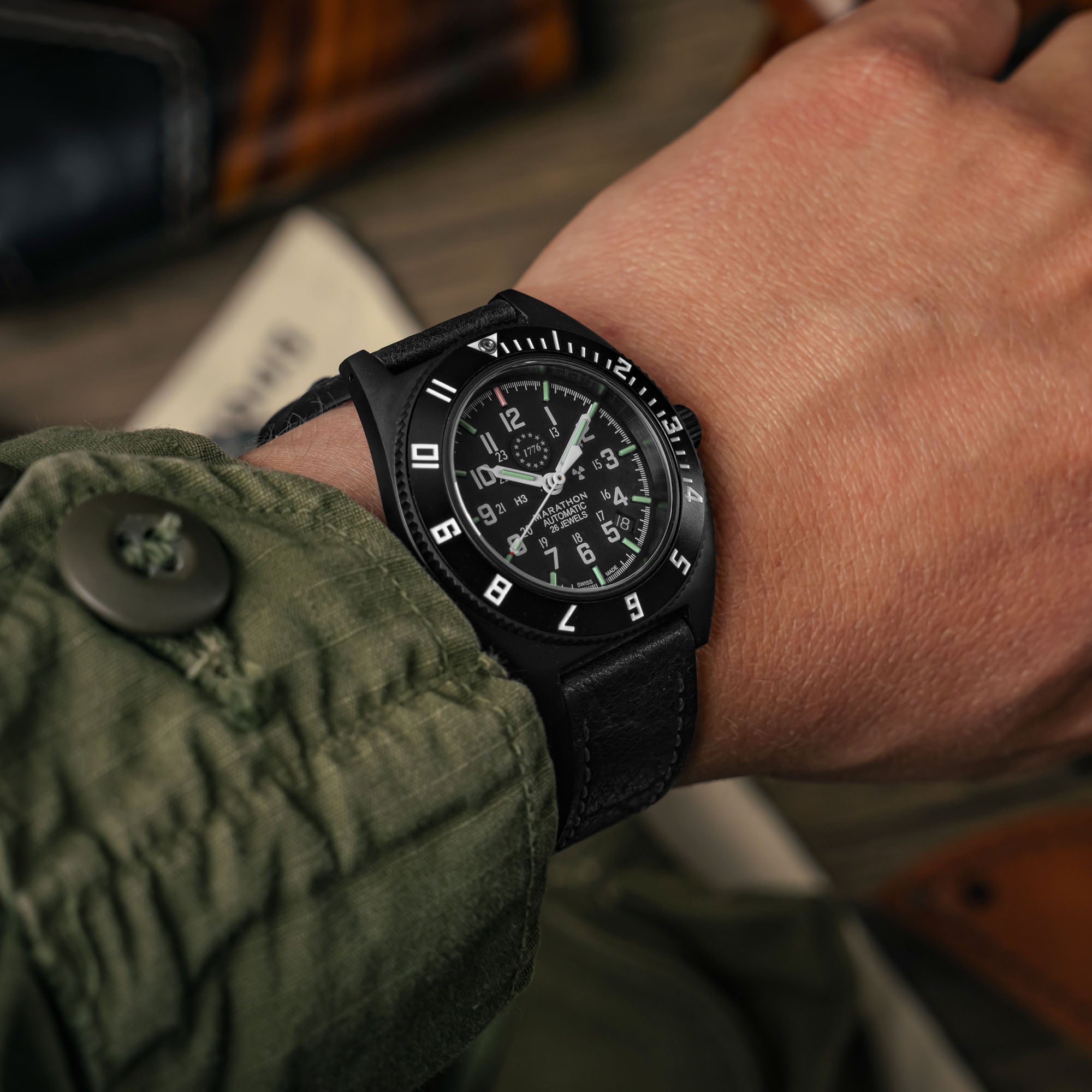 US 250 Limited Edition Anthracite Navigator