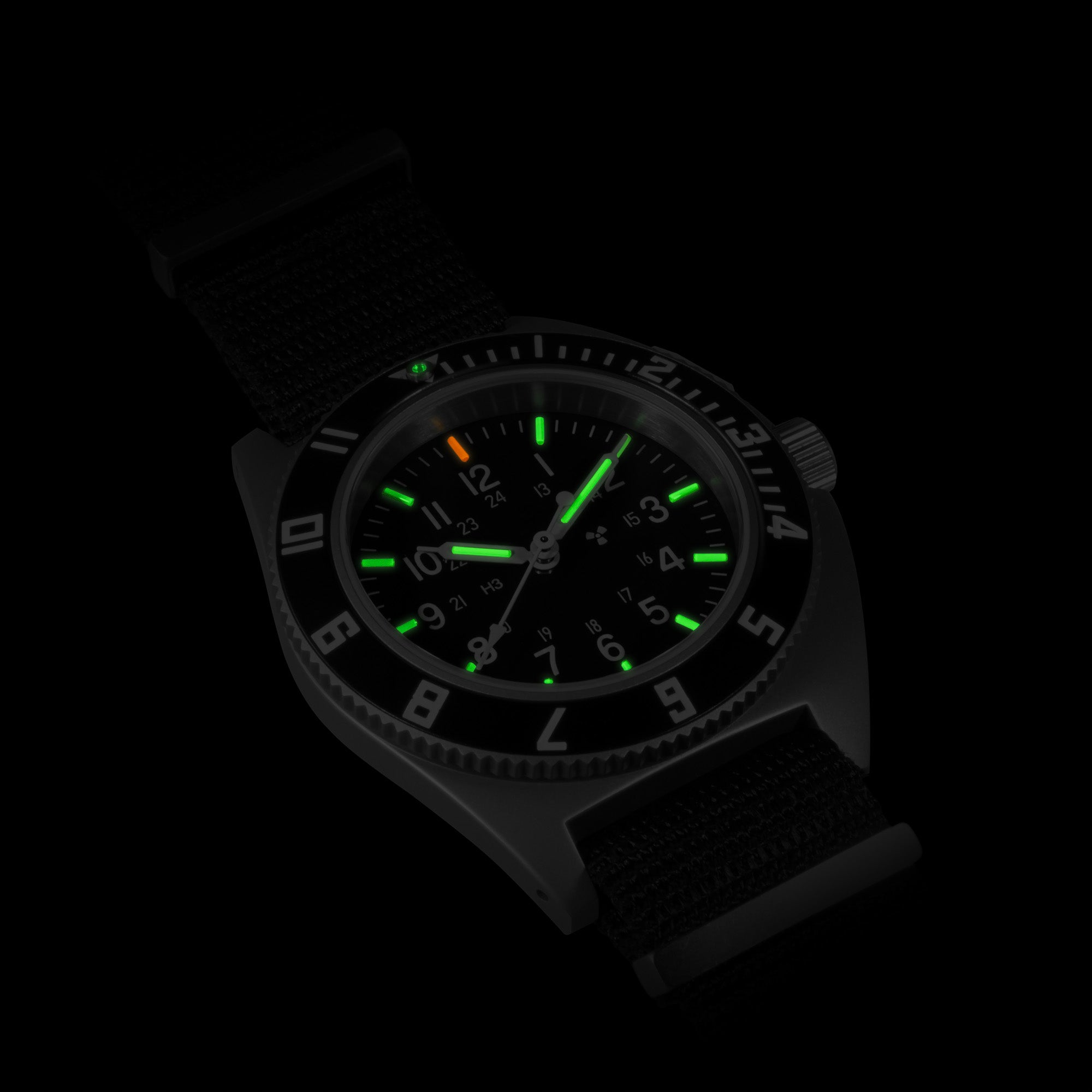 Steel Navigator de 41 mm (SSNAV) sur nylon DEFSTAN