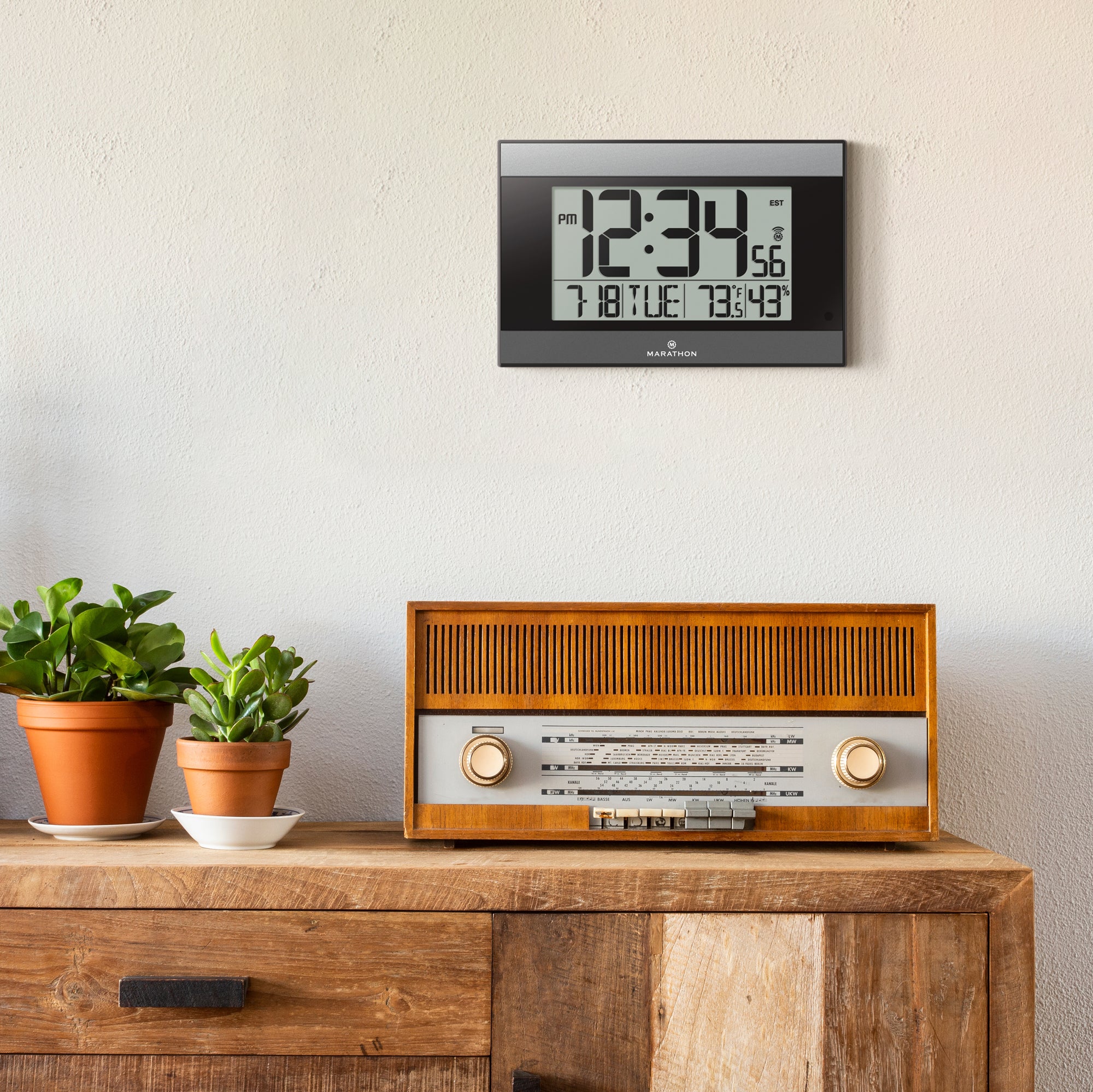 Reloj de pared digital atómico con retroiluminación automática