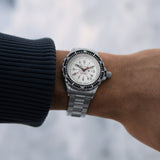 Reloj automático de buceo grande (GSAR) Arctic Edition de 41mm con brazalete de acero inoxidable image